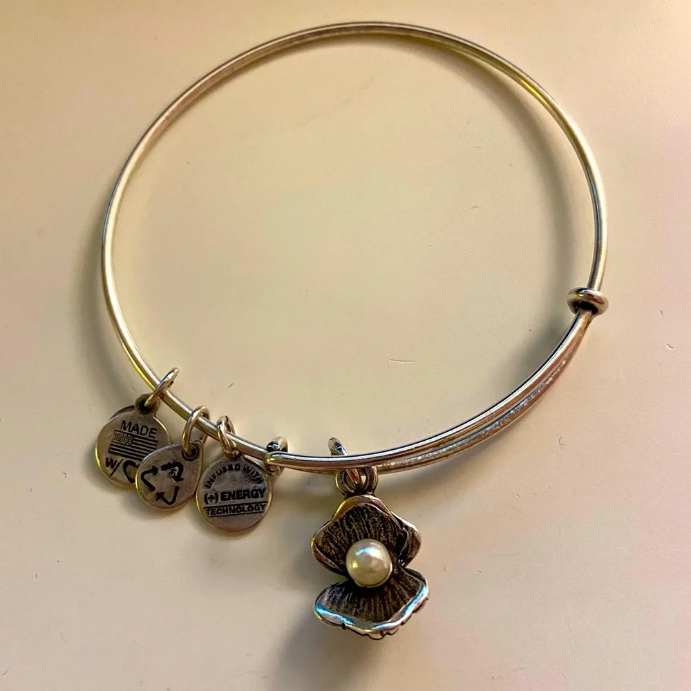 Alex and Ani Clam Shell and Pearl Bracelet